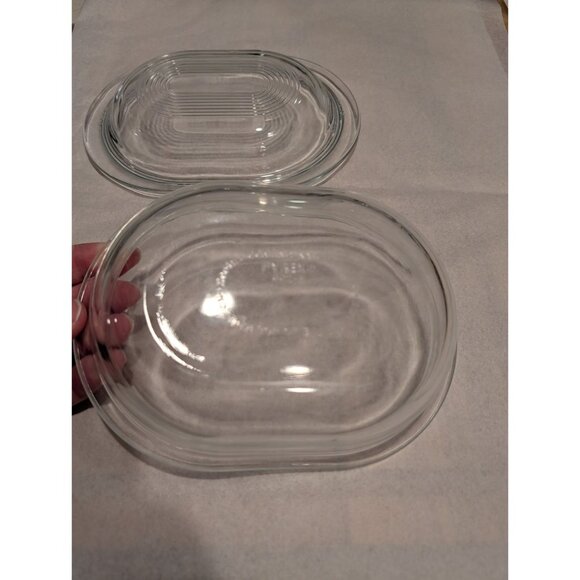 Pyrex 602-C Clear Glass Oval Casserole Dish with Ribbed Lid - Picture 7 of 16